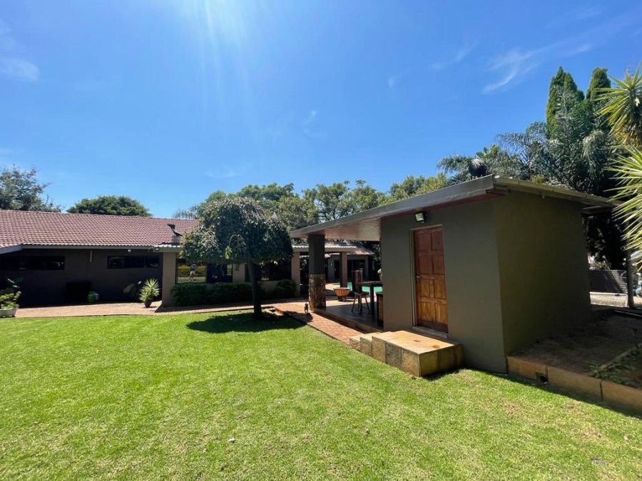 4 Bedroom Property for Sale in Waterkloof A H North West